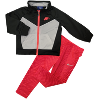 Nike 18 mois
