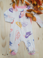 Nike nouveau-Née *Imparfait